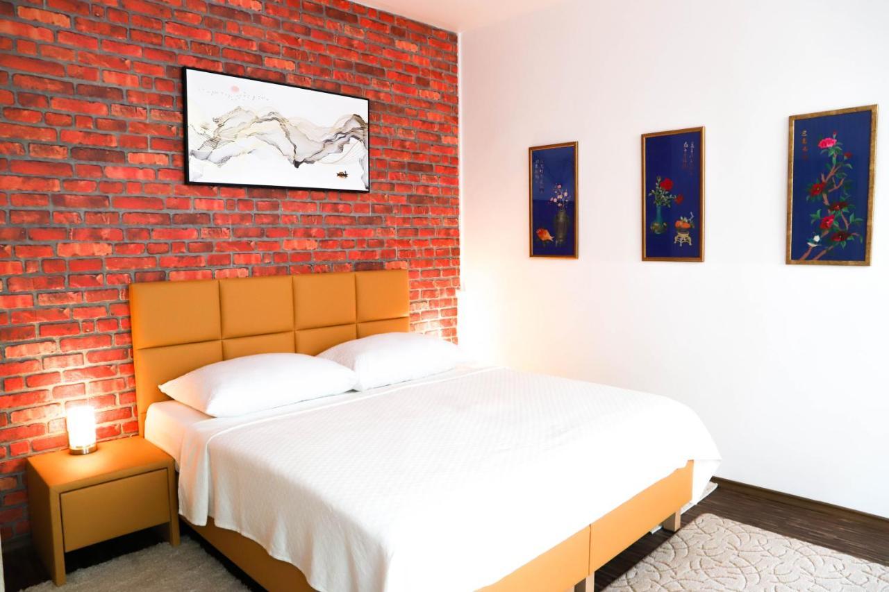 «Go West» Guest Rooms Вена Экстерьер фото